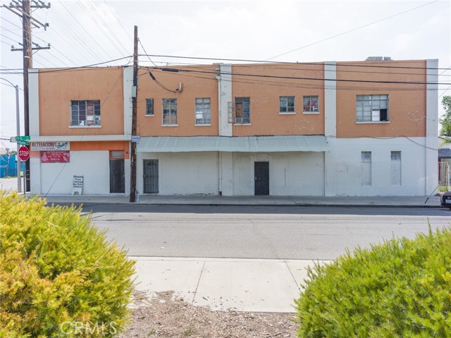 Detail Gallery Image 2 of 30 For 1121 W Base Line St, San Bernardino,  CA 92411 - – Beds | – Baths
