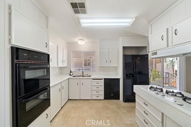 54999 Martinez #46 Trail, Yucca Valley CA: https://media.crmls.org/medias/194718d3-702c-450e-a946-6354dd92642a.jpg