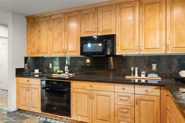 Detail Gallery Image 8 of 59 For 80 Mimosa, Chico,  CA 95973 - 4 Beds | 2 Baths