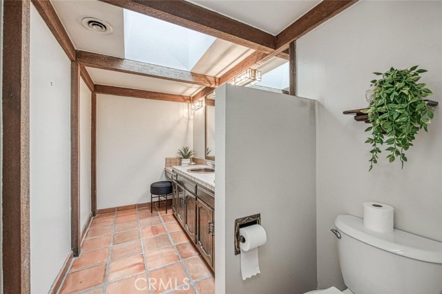 6641 N Van Ness Boulevard, Fresno CA: https://media.crmls.org/medias/1947dfe4-5c8d-4992-b6c5-51253be9b628.jpg