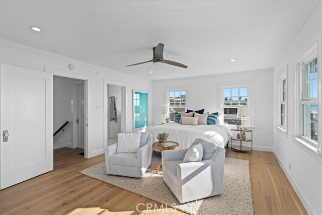 1000 The Strand, Manhattan Beach CA: https://media.crmls.org/medias/1947f966-2086-43af-9725-61ef4eae5807.jpg