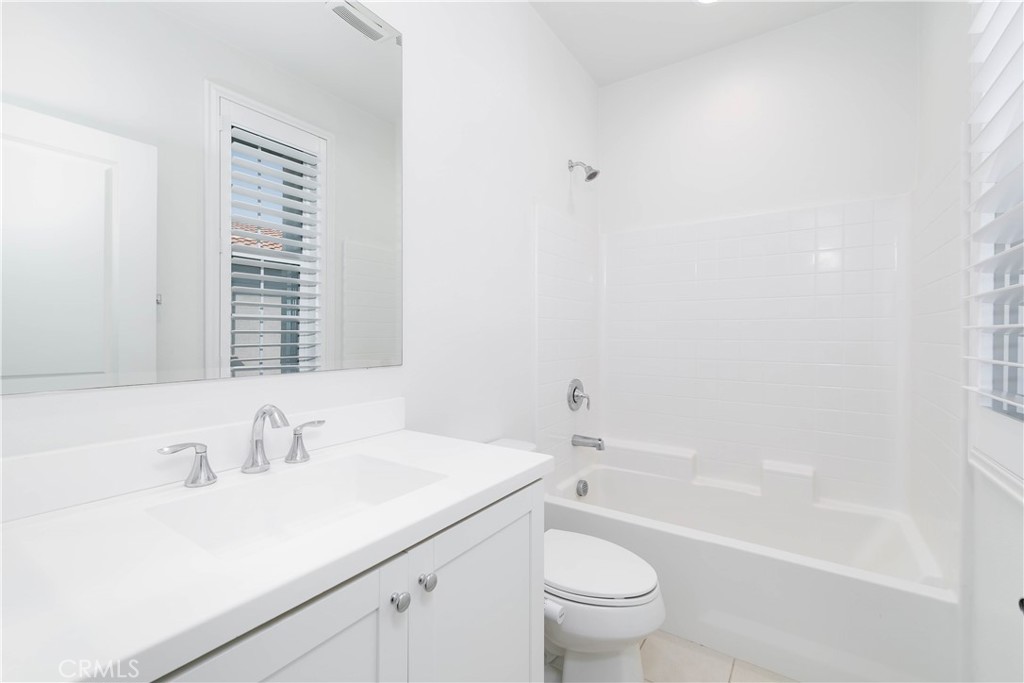 MLS #WS25237503 image #23