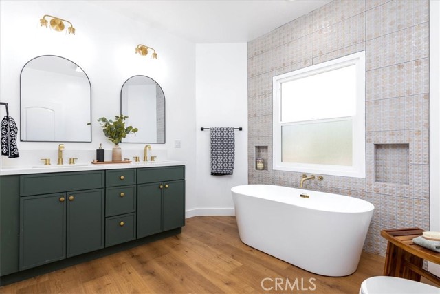 Detail Gallery Image 21 of 35 For 4325 9th Ave, Los Angeles,  CA 90008 - 3 Beds | 3 Baths
