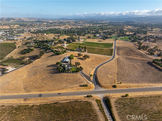 Detail Gallery Image 13 of 75 For 2120 Claassen Ranch Ln, Paso Robles,  CA 93446 - 3 Beds | 2 Baths