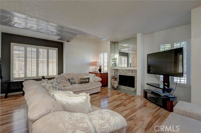 Detail Gallery Image 7 of 46 For 849 E Victoria Street #102,  Carson,  CA 90746 - 2 Beds | 2/1 Baths