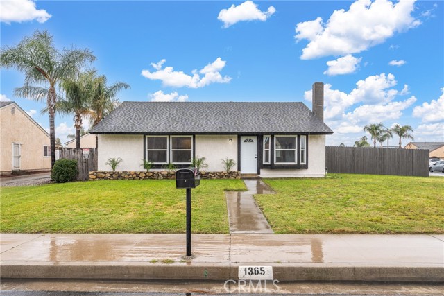 Detail Gallery Image 2 of 32 For 1365 W Etiwanda Ave, Rialto,  CA 92376 - 3 Beds | 2 Baths