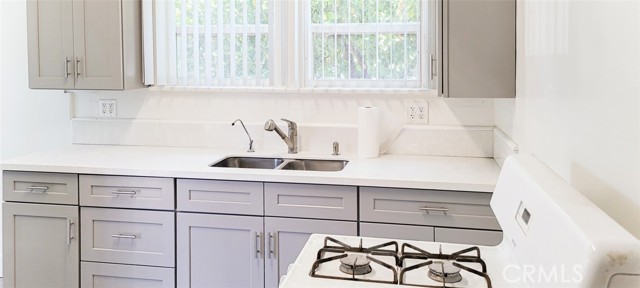 Detail Gallery Image 5 of 19 For 1134 E Chestnut St, Glendale,  CA 91205 - 2 Beds | 1 Baths