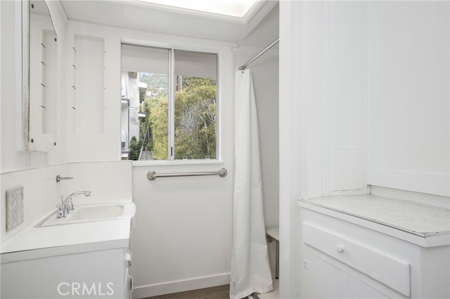 Detail Gallery Image 26 of 34 For 31927 Hayes Pl, Laguna Beach,  CA 92651 - 3 Beds | 2 Baths