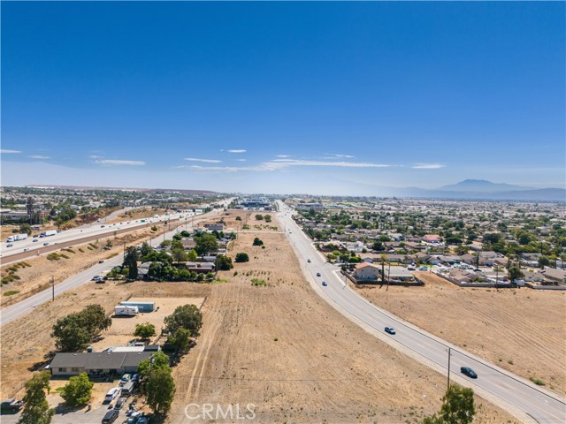 6541 Knox Ave, Fontana, CA 92336