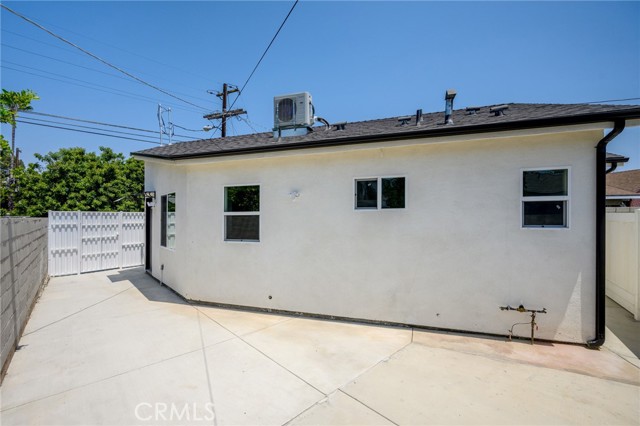 8302 Webb Avenue, Sun Valley CA: https://media.crmls.org/medias/194d4526-40f0-48ab-a47b-596ef193aa89.jpg