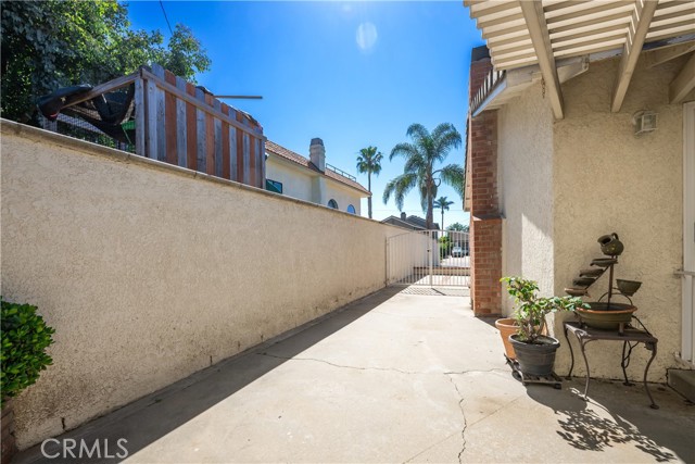 Image 24 of 28 For 1135 Catalina Ave.