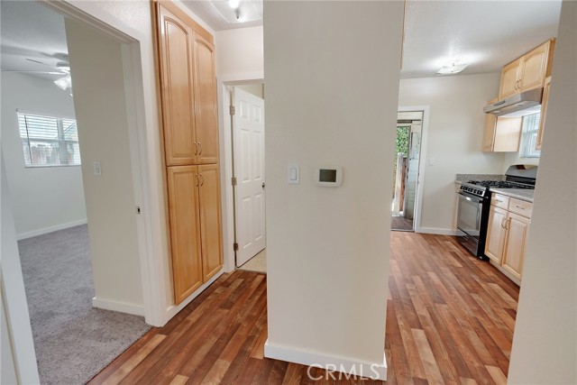 Detail Gallery Image 4 of 23 For 16302 Clark Ave, Bellflower,  CA 90706 - 2 Beds | 1 Baths