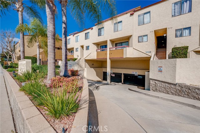 Detail Gallery Image 25 of 26 For 1026 S Marengo Ave #4,  Alhambra,  CA 91803 - 3 Beds | 2/1 Baths