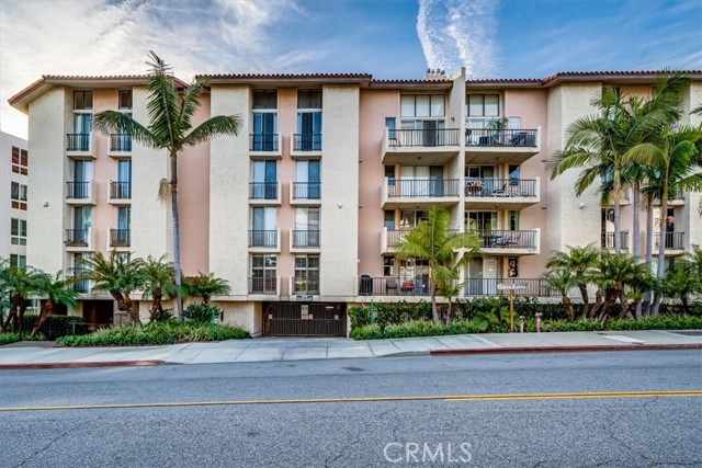 555 Esplanade, Redondo Beach, California 90277, 2 Bedrooms Bedrooms, ,2 BathroomsBathrooms,Residential,Sold,Esplanade,SB23039373