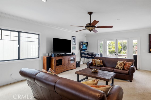 632 26th Street, Manhattan Beach, California 90266, 4 Bedrooms Bedrooms, ,4 BathroomsBathrooms,Residential,Sold,26th,SB22152770