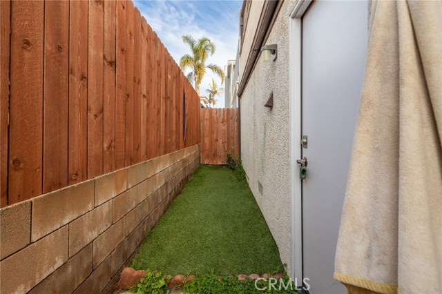 1809 Belmont Lane, Redondo Beach, California 90278, 3 Bedrooms Bedrooms, ,2 BathroomsBathrooms,Residential,For Sale,Belmont,SB25021299