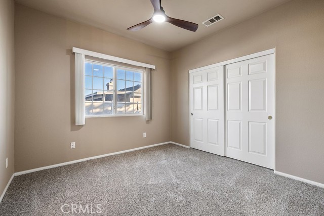 6834 Phoenix Court, Hesperia CA: https://media.crmls.org/medias/1953629a-a1d3-42af-967a-47c9630e8fd8.jpg