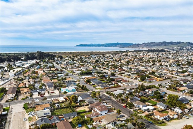 Detail Gallery Image 36 of 38 For 1050 Nice, Grover Beach,  CA 93433 - 5 Beds | 3 Baths