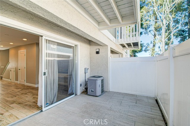 Detail Gallery Image 15 of 18 For 37 Abbeywood, Aliso Viejo,  CA 92656 - 2 Beds | 1/1 Baths