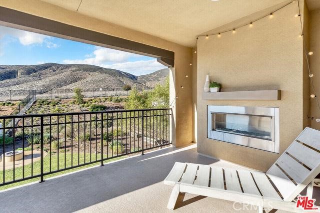 Detail Gallery Image 8 of 30 For 446 via Maggiore, Chula Vista,  CA 91914 - 5 Beds | 4/1 Baths