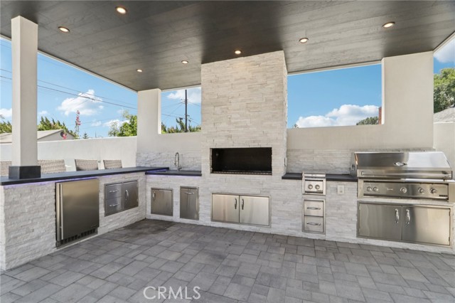 10418 Rubio Avenue, Granada Hills CA: https://media.crmls.org/medias/19570f8a-1466-437e-9d6c-2792f5ad0cd5.jpg
