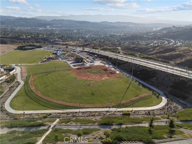 Detail Gallery Image 46 of 49 For 18175 Meridian Ln, Saugus,  CA 91350 - 3 Beds | 2/1 Baths