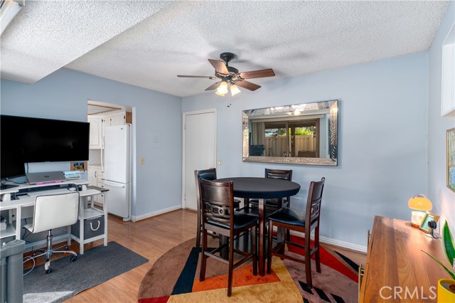 Detail Gallery Image 11 of 31 For 1592 Christopher Ln, Redlands,  CA 92374 - 2 Beds | 2 Baths