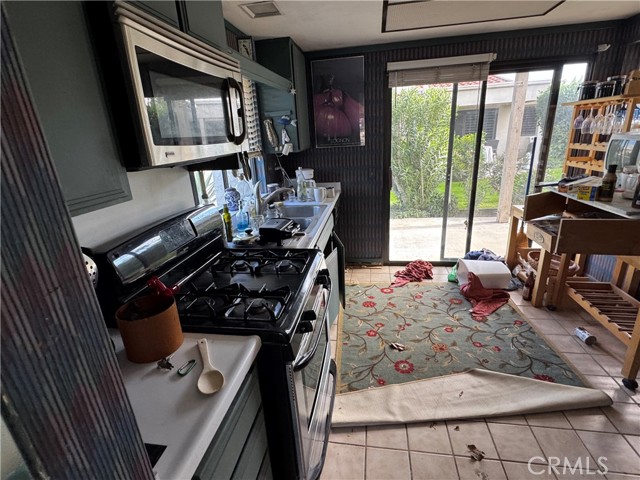 Detail Gallery Image 6 of 12 For 250 via Reneca, Palm Desert,  CA 92260 - 2 Beds | 2 Baths