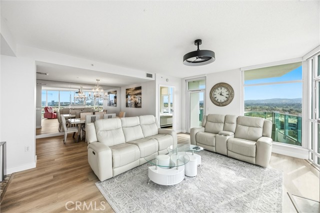 Detail Gallery Image 19 of 38 For 3131 Michelson Dr #1504,  Irvine,  CA 92612 - 3 Beds | 2/1 Baths