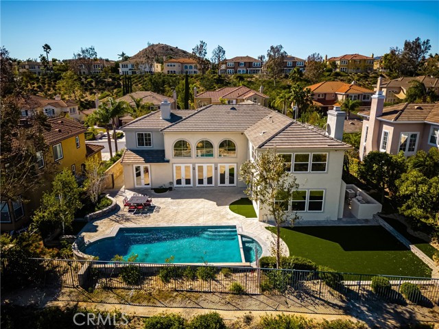 Detail Gallery Image 2 of 44 For 1030 S Summer Breeze Ln, Anaheim Hills,  CA 92808 - 5 Beds | 4/1 Baths