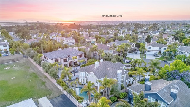 6692 Alamitos Circle, Huntington Beach CA: https://media.crmls.org/medias/195991e6-f123-43d2-a07a-a9c3c2626c2f.jpg