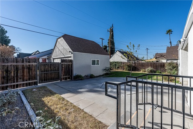 Detail Gallery Image 7 of 44 For 3664 Jurupa Ave, Riverside,  CA 92506 - 3 Beds | 2 Baths