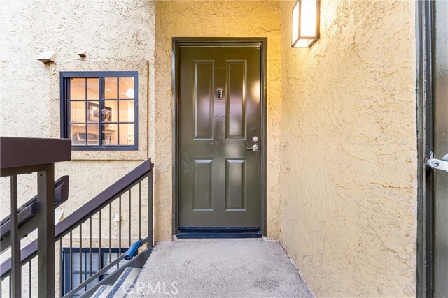 25641 Indian Hill Lane, Laguna Hills CA: https://media.crmls.org/medias/195aef24-19cd-48d5-b536-f7657fb3a2aa.jpg