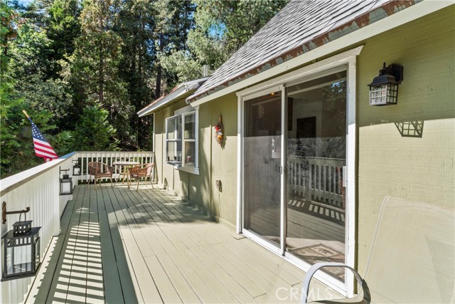 Detail Gallery Image 26 of 36 For 26270 Thunderbird Dr, Lake Arrowhead,  CA 92352 - 3 Beds | 2 Baths