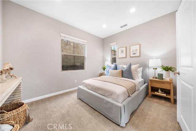 Detail Gallery Image 7 of 47 For 102 Yellow Pine, Irvine,  CA 92618 - 4 Beds | 4 Baths