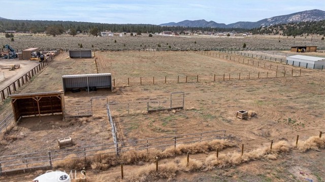 Detail Gallery Image 11 of 16 For 735 Cypress, Big Bear City,  CA 92314 - – Beds | – Baths