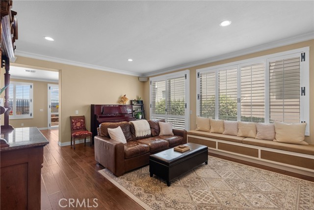 27711 Adonis Lane, Canyon Country CA: https://media.crmls.org/medias/195ce232-fe6f-4edb-97f0-2cce2430acce.jpg