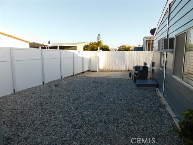 2230 Lake Park Drive, San Jacinto CA: https://media.crmls.org/medias/195dbc70-3eb2-4be7-b239-f919bd8bd1ff.jpg
