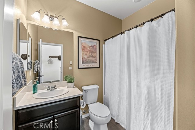 37629 Fiesta Flower Street, Murrieta CA: https://media.crmls.org/medias/195e034c-c45f-45fd-a0d0-8058c714a201.jpg