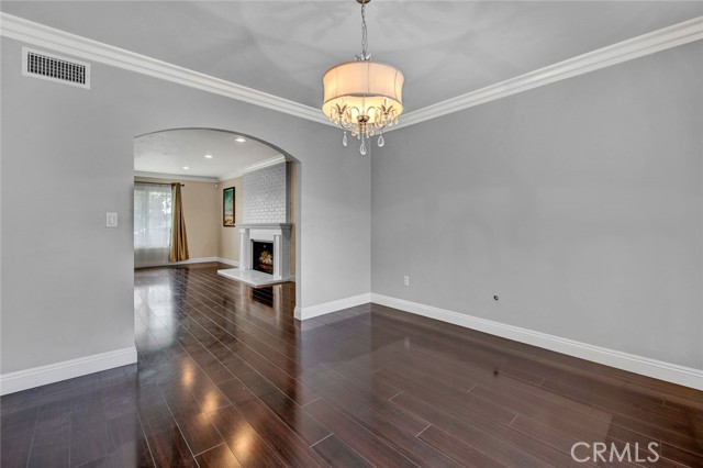 2903 E Collyer Lane, Anaheim CA: https://media.crmls.org/medias/195eb6a4-c055-41fc-b27d-bc934565c0e8.jpg