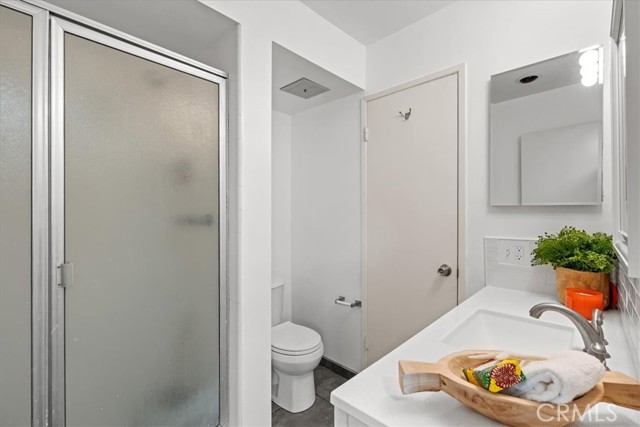 Detail Gallery Image 15 of 39 For 21282 Wavecrest Cir, Huntington Beach,  CA 92646 - 2 Beds | 2 Baths