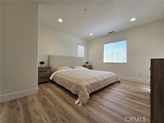 Detail Gallery Image 11 of 40 For 94 Chantilly, Irvine,  CA 92620 - 4 Beds | 2/1 Baths