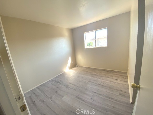 Image 6 of 9 For 15129 Elm Court C