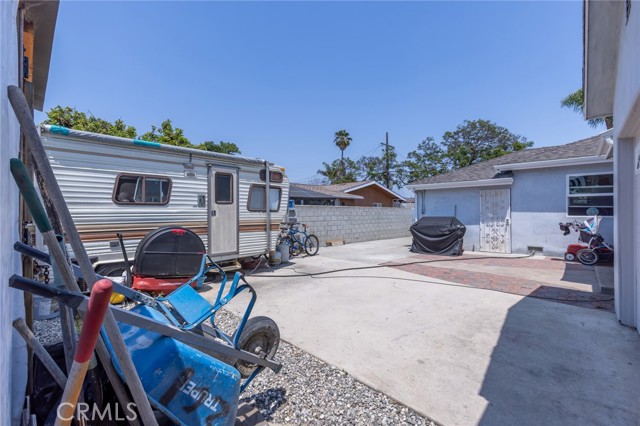 Detail Gallery Image 26 of 27 For 12945 Jefferson Avenue, Hawthorne,  CA 90250 - 3 Beds | 2 Baths