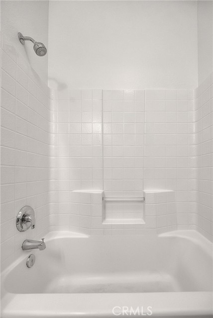 13207 Eastview, Victorville CA: https://media.crmls.org/medias/195fcf14-7642-4e83-9151-21cfd1c73729.jpg