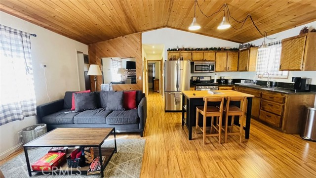 Detail Gallery Image 26 of 44 For 921 Wendy Ave, Big Bear City,  CA 92314 - 2 Beds | 2 Baths