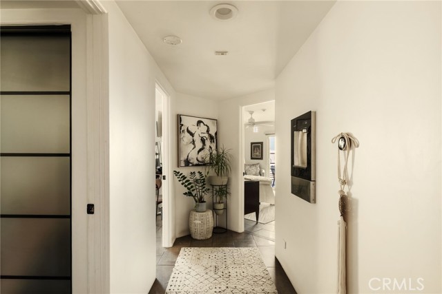 Detail Gallery Image 16 of 31 For 610 9th St a,  Hermosa Beach,  CA 90254 - 3 Beds | 2/1 Baths
