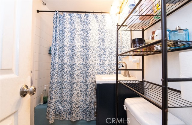 Detail Gallery Image 11 of 15 For 9814 Bandera, Los Angeles,  CA 90002 - 2 Beds | 1 Baths