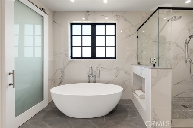 Detail Gallery Image 59 of 75 For 1820 9th St, Manhattan Beach,  CA 90266 - 6 Beds | 6/1 Baths