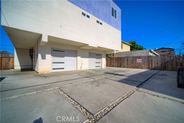 1423 New Hampshire Avenue, Los Angeles CA: https://media.crmls.org/medias/1962c7de-cb8a-4935-8321-b2266d53fc4c.jpg